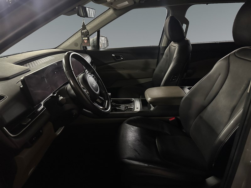 2025 Kia Carnival EX FWD