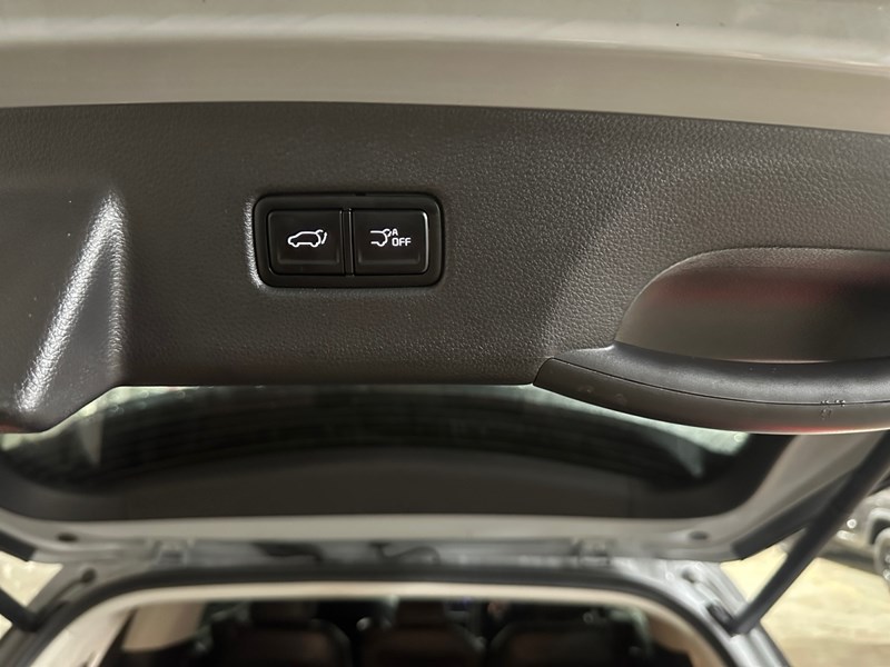 2025 Kia Carnival EX FWD