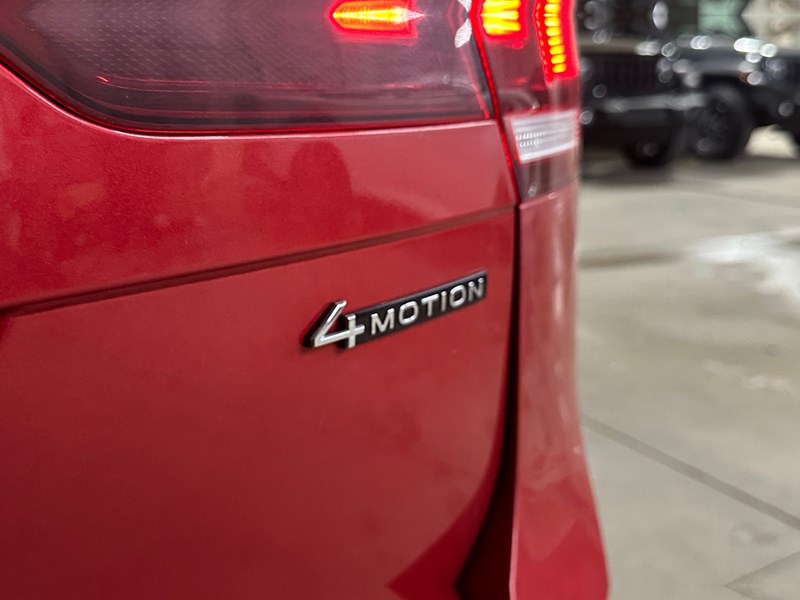 2024 Volkswagen Tiguan Highline R-Line 4MOTION