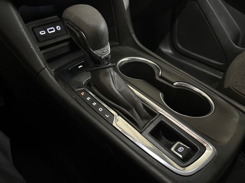 2023 Chevrolet Equinox AWD 4dr LT