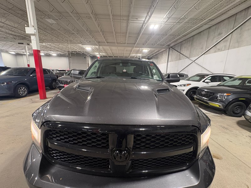 2021 RAM 1500 Classic Express 5.7L Hemi