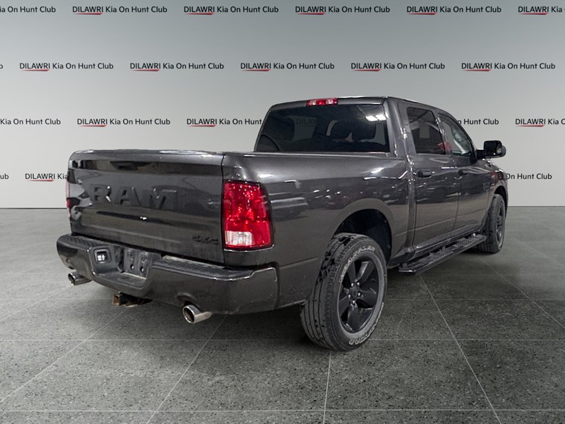 2021 RAM 1500 Classic Express 5.7L Hemi