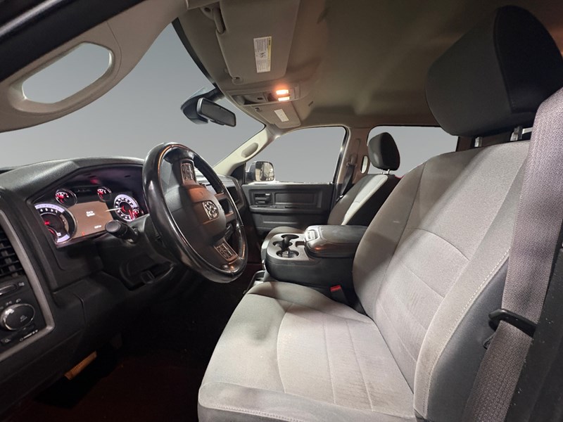 2021 RAM 1500 Classic Express 5.7L Hemi