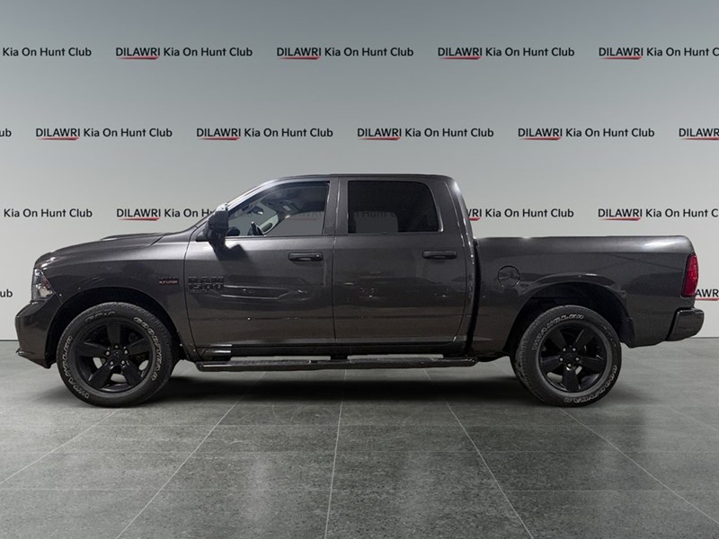 2021 RAM 1500 Classic Express 5.7L Hemi