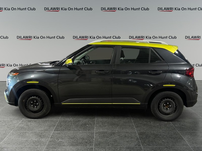 2021 Hyundai Venue Preferred IVT w/Two-Tone