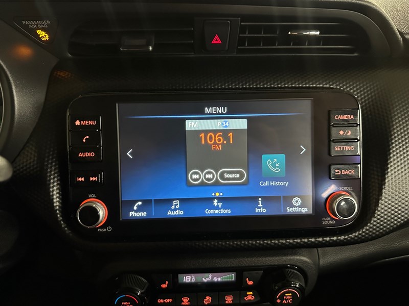 2025 Nissan Kicks Play SV FWD