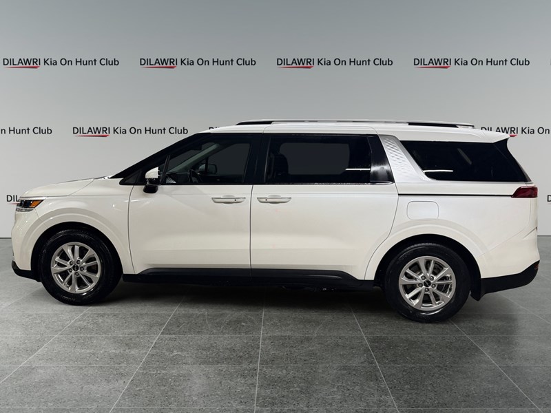 2022 Kia Carnival LX+ FWD