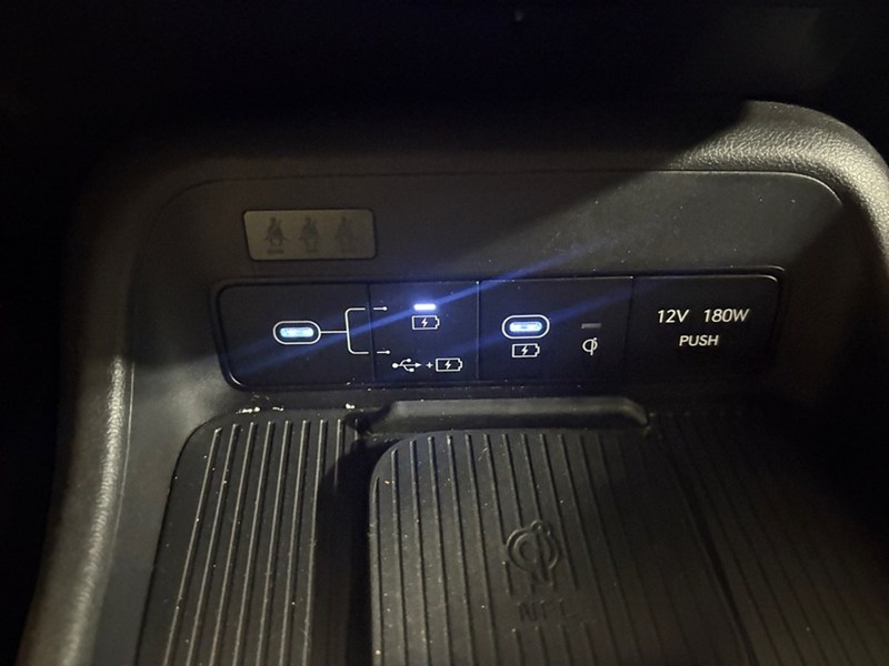 2025 Hyundai Kona TREND I AWD I CAR PLAY I SUNROOF I LEATHER