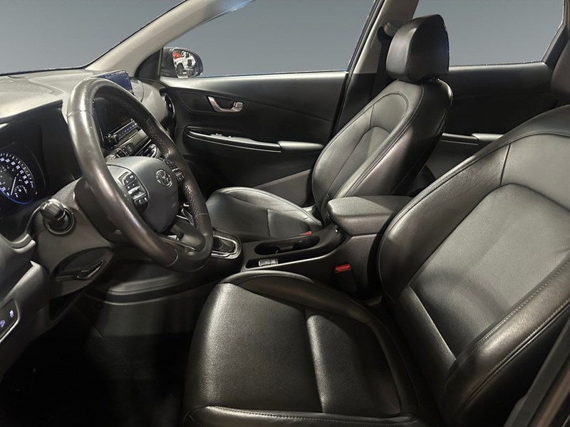 2023 Hyundai Kona 2.0L Preferred AWD w/Sun & Leather Package