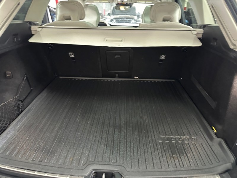 2019 Volvo XC60 T6 AWD Inscription I  LEATHER I PANOROOF I