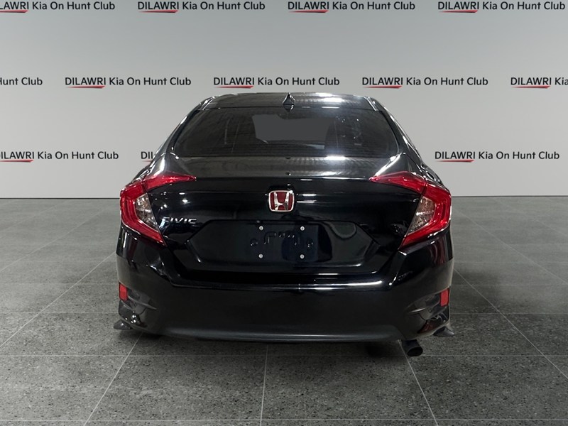 2016 Honda Civic 4dr CVT LX