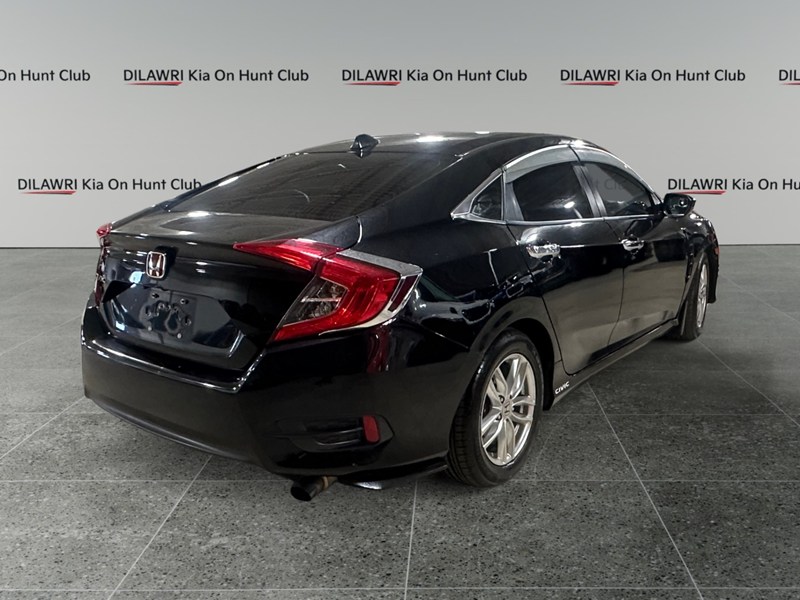 2016 Honda Civic 4dr CVT LX