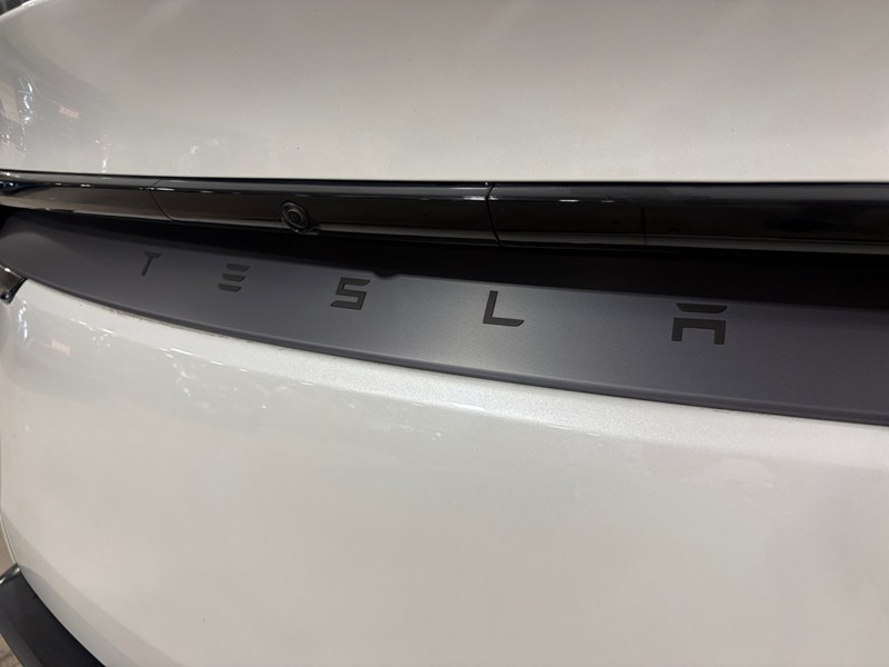 2026 Tesla Model Y Premium AWD