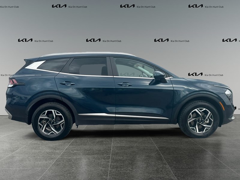 2024 Kia Sportage LX AWD