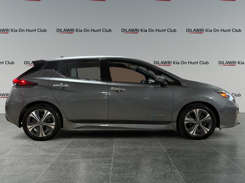 2018 Nissan LEAF SL Hatchback
