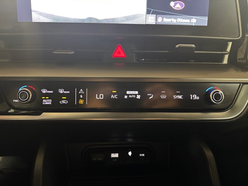 2024 Kia Sportage EX AWD