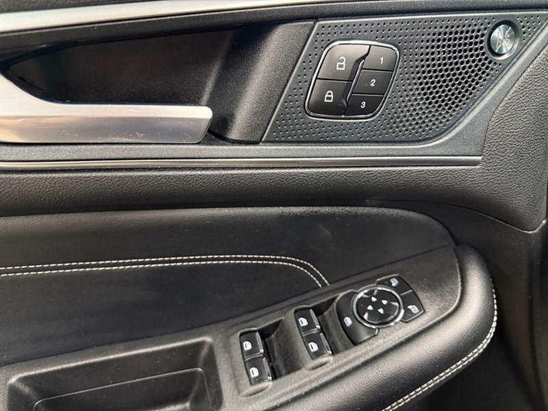 2024 Ford Edge Titanium AWD