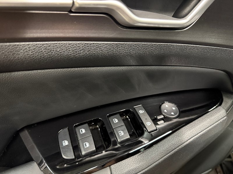 2024 Kia Sportage EX AWD