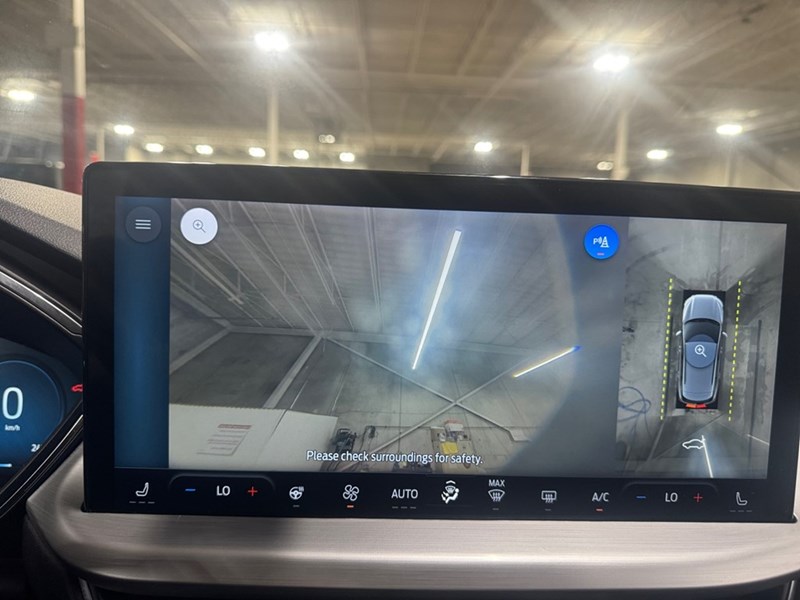 2023 Ford Escape Platinum AWD