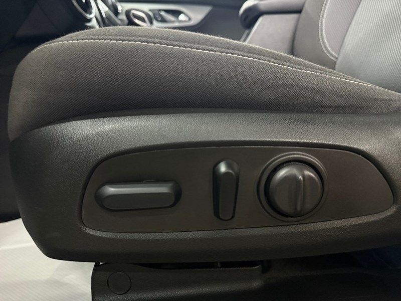 2023 Chevrolet Blazer AWD 4dr LT