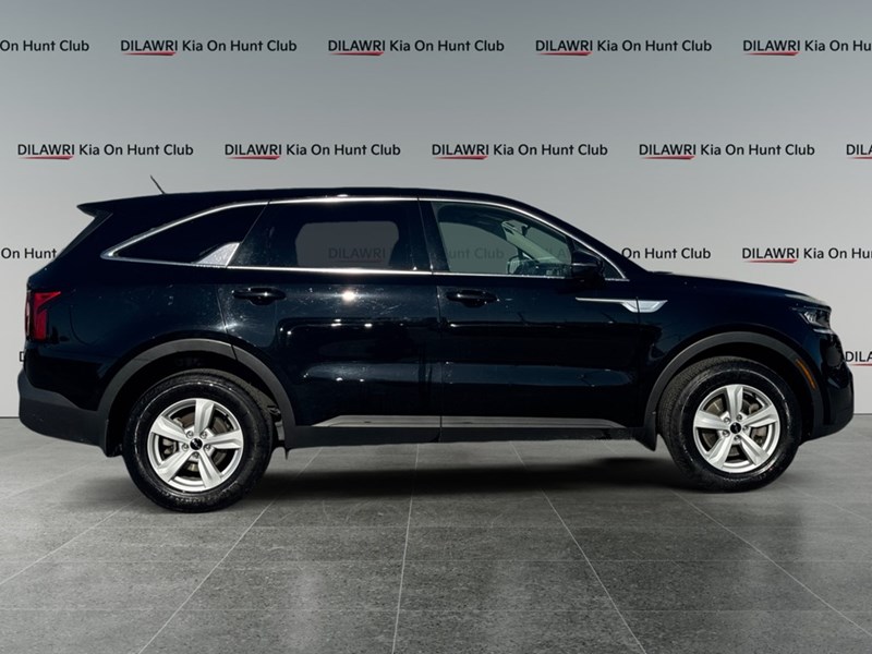 2023 Kia Sorento LX Premium AWD