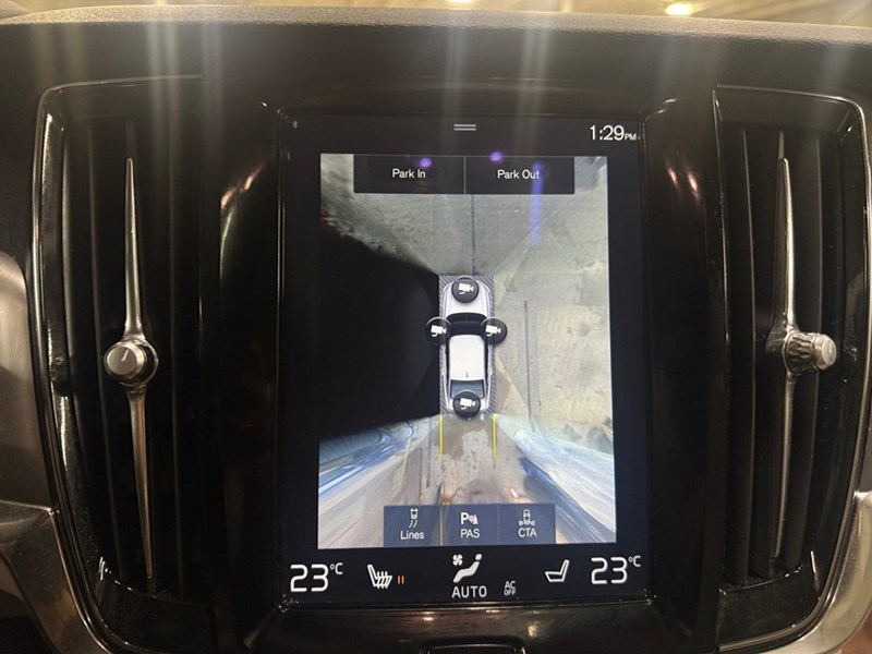 2017 Volvo S90 4dr Sdn T6 Momentum