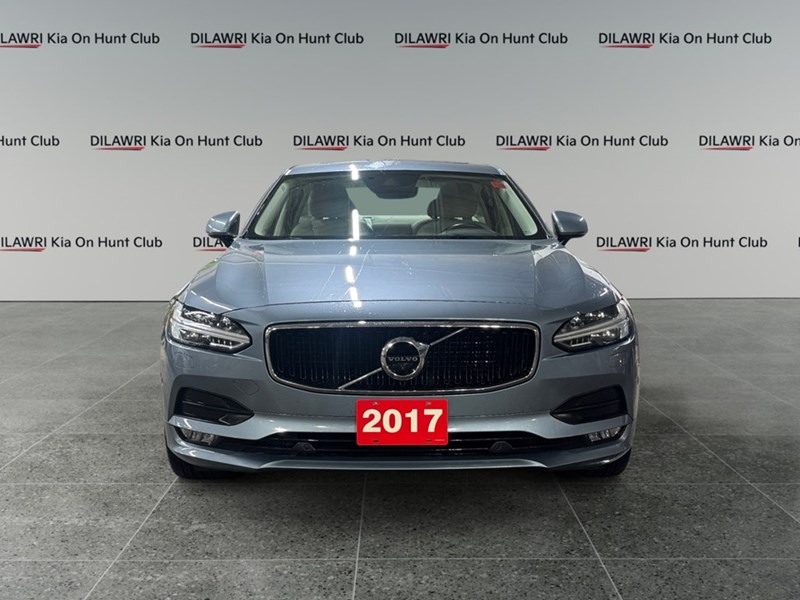 2017 Volvo S90 4dr Sdn T6 Momentum