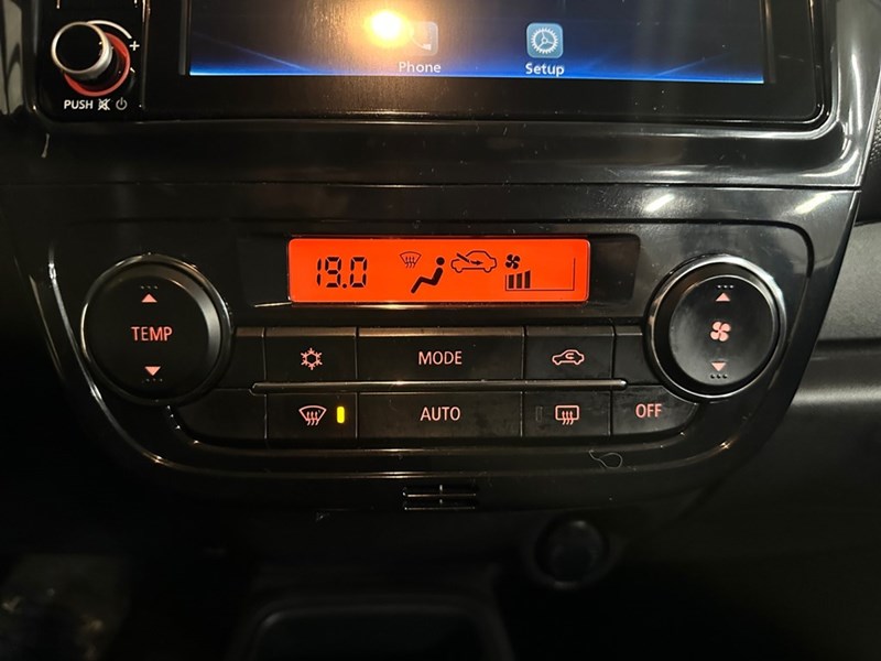 2024 Mitsubishi Mirage ES CVT