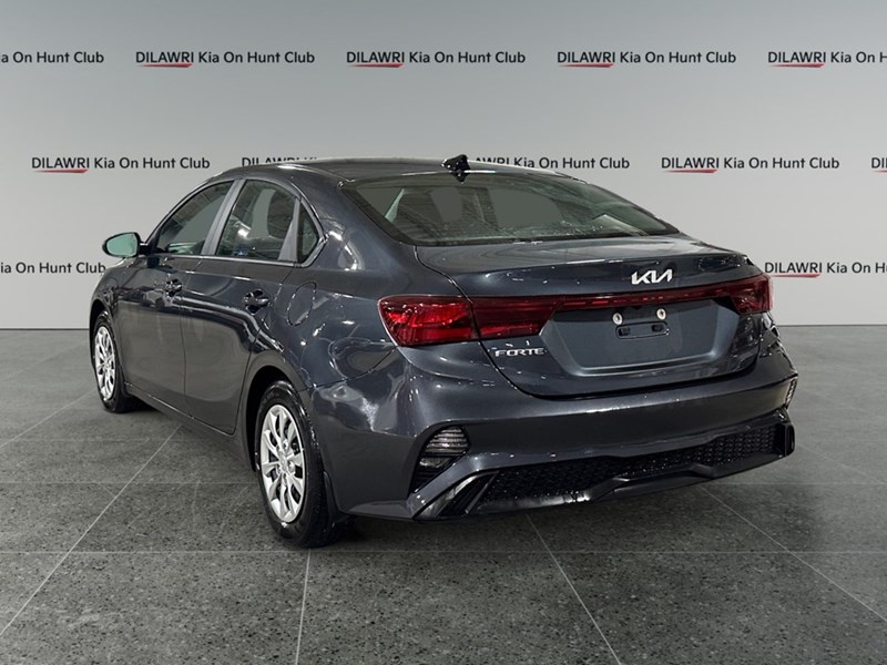 2023 Kia Forte LX IVT