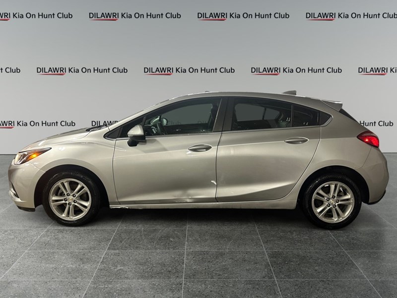2018 Chevrolet Cruze 4dr HB 1.4L LT w/1SD
