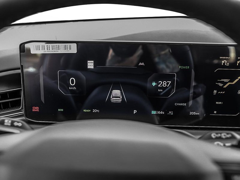 2026 Kia EV9 Land w/Premium Package AWD