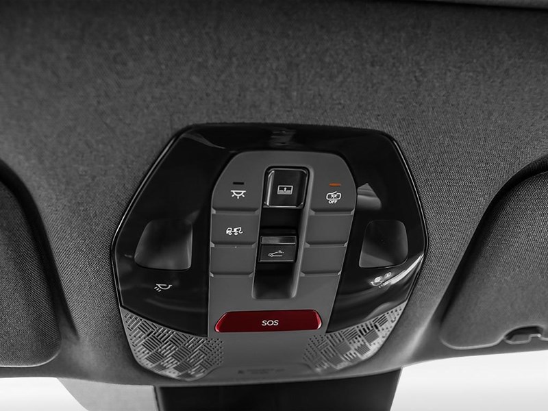 2026 Kia EV9 Land w/Premium Package AWD