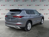 2024 Mitsubishi Outlander LE image 5