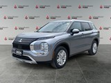 2024 Mitsubishi Outlander LE image 1