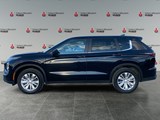 2025 Mitsubishi Outlander ES image 2