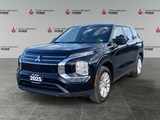 2025 Mitsubishi Outlander ES image 1