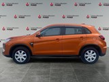 2022 Mitsubishi RVR ES image 2