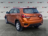 2022 Mitsubishi RVR ES image 3