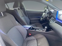 2022 Toyota C-HR XLE Premium FWD