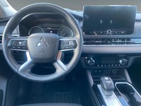 2025 Mitsubishi Outlander ES S-AWC