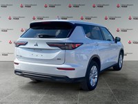 2025 Mitsubishi Outlander ES S-AWC