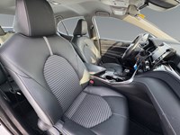 2024 Toyota Camry SE Auto