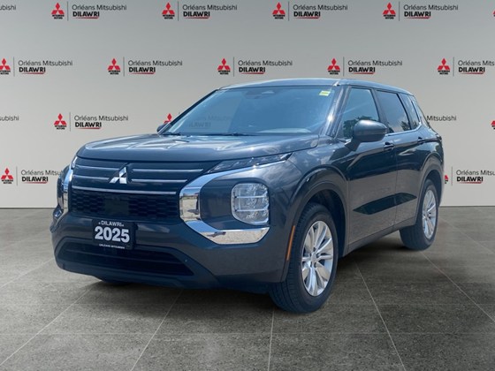 2025 Mitsubishi Outlander ES