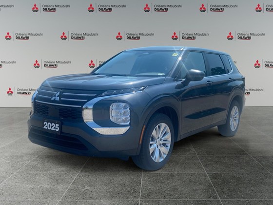 2025 Mitsubishi Outlander ES