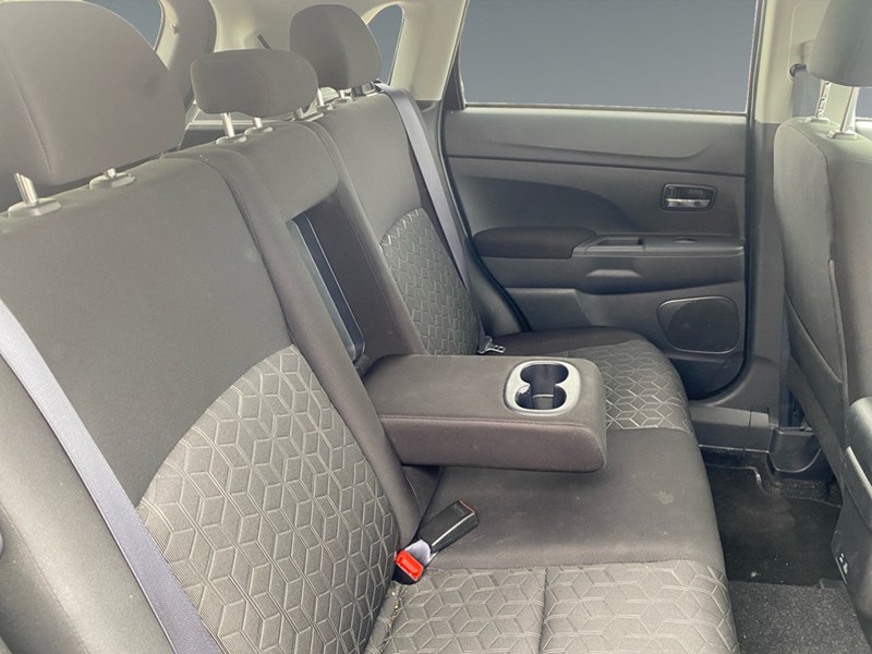 2024 Mitsubishi RVR SE AWC