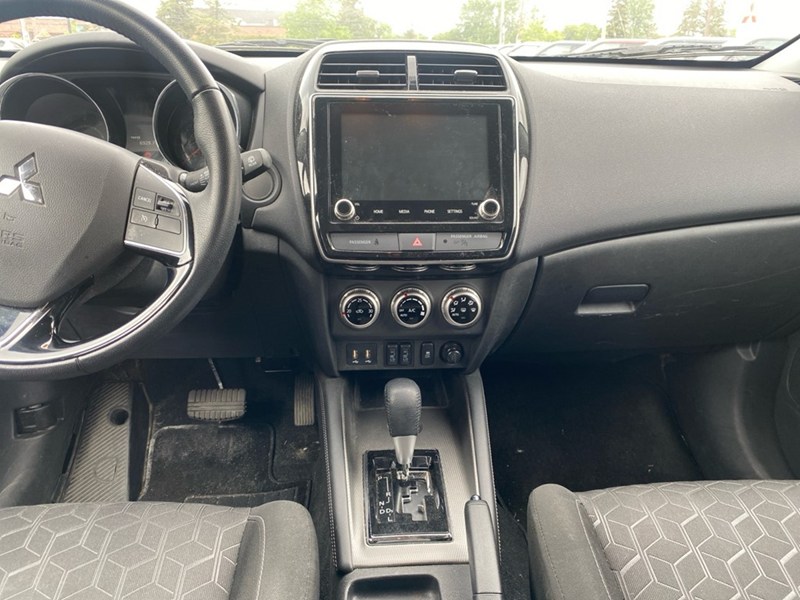 2024 Mitsubishi RVR SE AWC