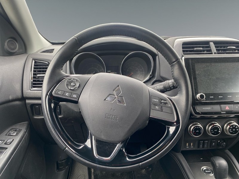 2024 Mitsubishi RVR SE AWC