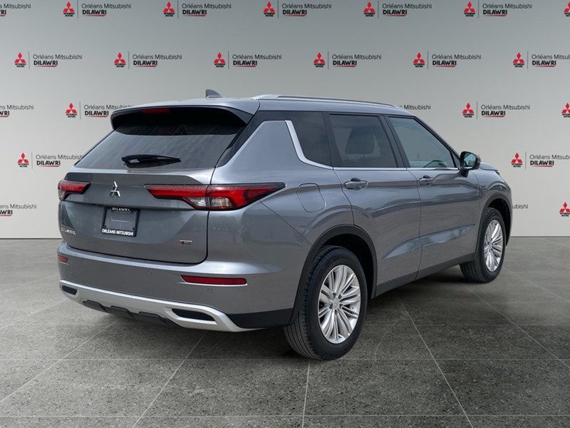 2024 Mitsubishi Outlander SE S-AWC