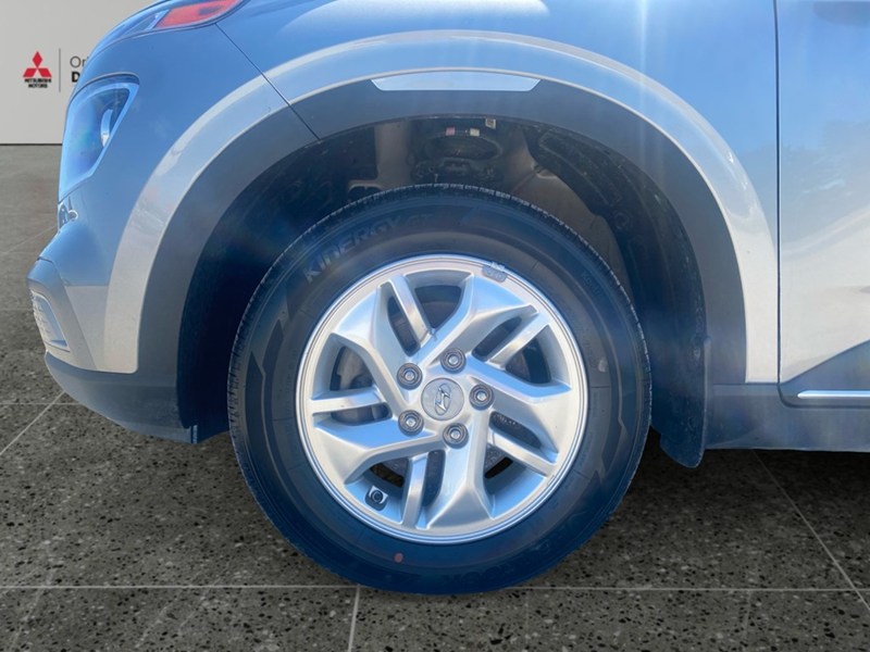 2023 Hyundai Venue Preferred IVT w/Two-Tone