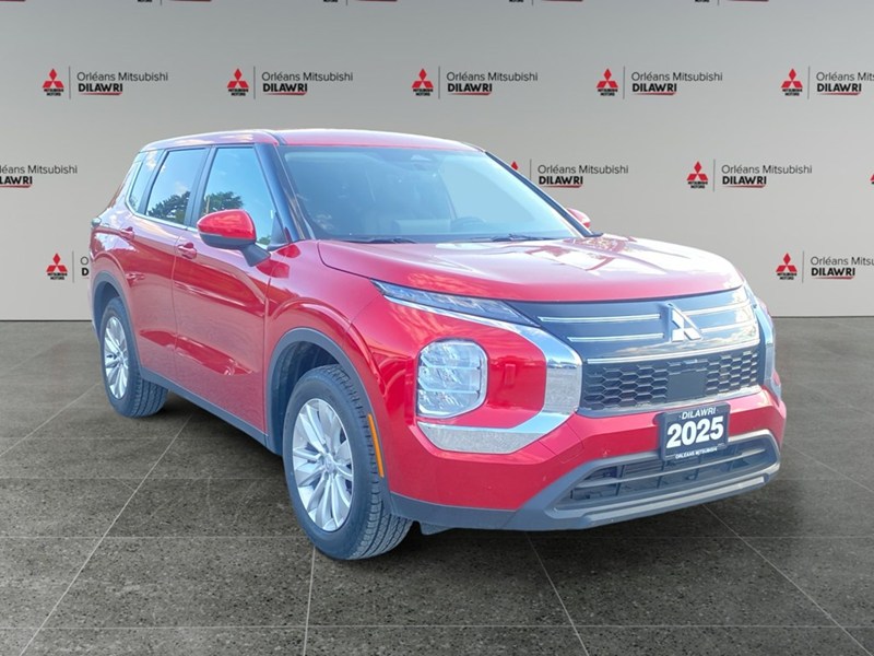 2025 Mitsubishi Outlander ES S-AWC